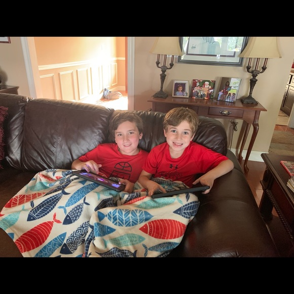 Meet your Posher, Danielle - Picture 2 of 13